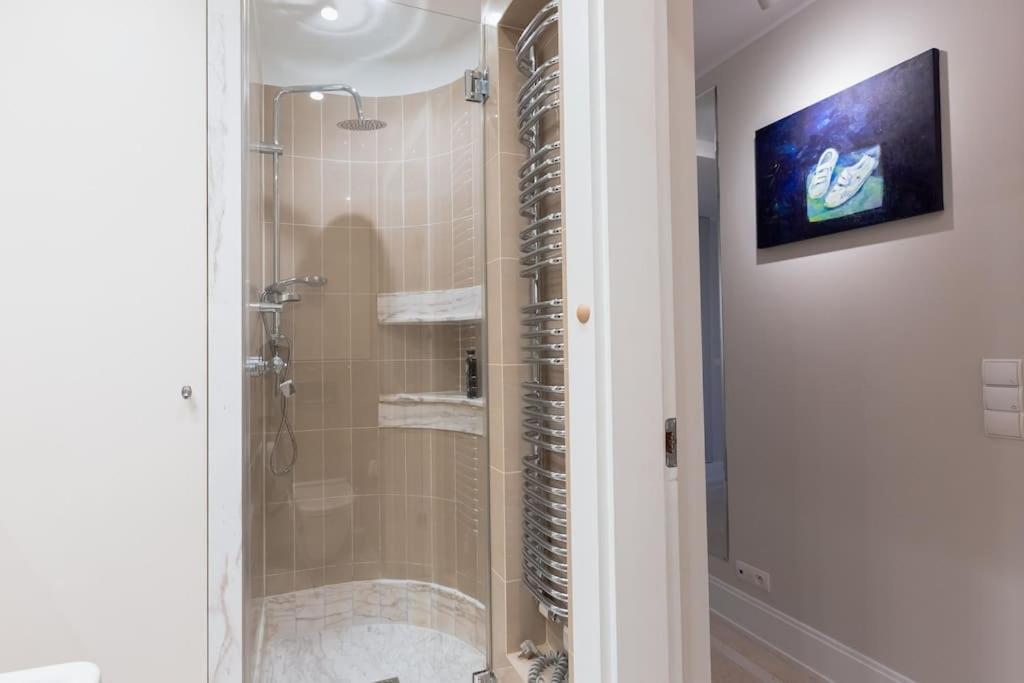 Butas Cozy, Bright Apartment, Garage, Mokotow